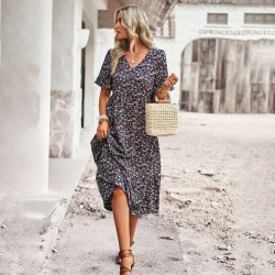 Diyun independently developed and designed a printed V-neck short-sleeved vacation dress for summer 2025 European and American women's clothing export