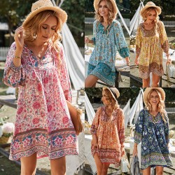 Self-shot Amazon European and American casual vacation style dress 2025 Summer independent station printed V-neck women's clothing